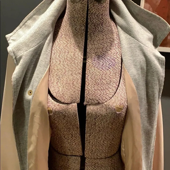 Waverly Grey camel belted/ snap accent jacket, 6 - Picture 10 of 11